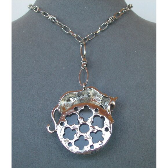 Vintage Panther Pendant Necklace With Chain Silver Tone Metal & Glass Cabochon - Picture 3 of 4